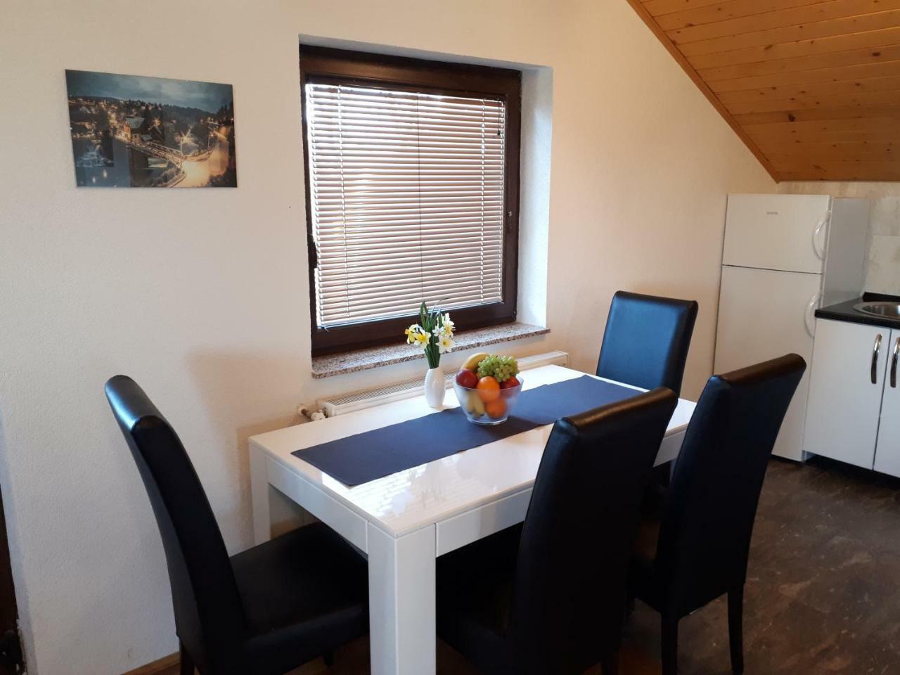 Apartment Jareb Слуни Экстерьер фото